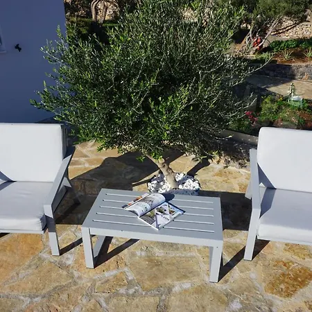 Villa Crete Garden Agios Nikolaos (Crete)